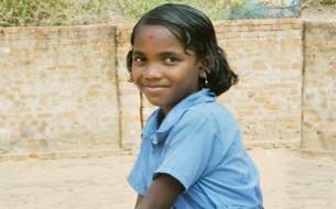 Mina-is-one-of-the-akshaya-patra-beneficiary-at-odisha