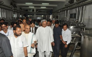 Dignitaries Take A Tour Of The Kitchen